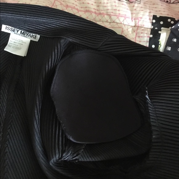 RARE Issey Miyake White Label Pleated Blazer Pristine Archival Black Pleats JP 4 - Picture 7 of 7